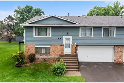 1264 Ferndale Street N, Maplewood, MN 55119 - Photo 1