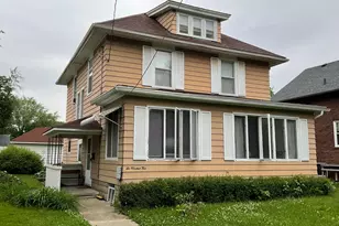 604 4th Ave SW, Austin, MN 55912 - Photo 1