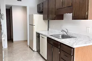 1110 3rd Ave N, Fargo, ND 58102 - Photo 9