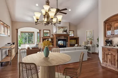 524 Roanoke Court, Waconia, MN 55387 - Photo 3