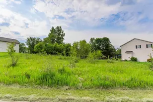 3021 30th St Ct S, Saint Cloud, MN 56301 - Photo 5