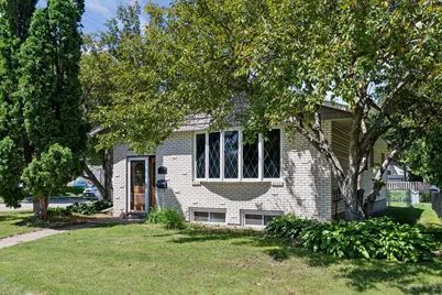 102 11th Avenue N, Hopkins, MN 55343 - Photo 1