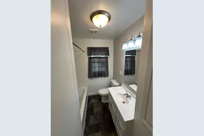 332 E Pleasant Avenue, Ellsworth, WI 54011 - Photo 13