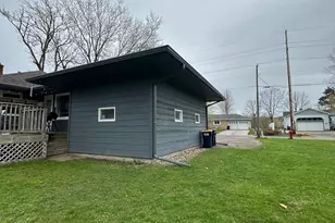 332 E Pleasant Ave, Ellsworth, WI 54011 - Photo 7