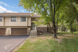 906 Evergreen Dr, Burnsville, MN 55337 - Photo 1