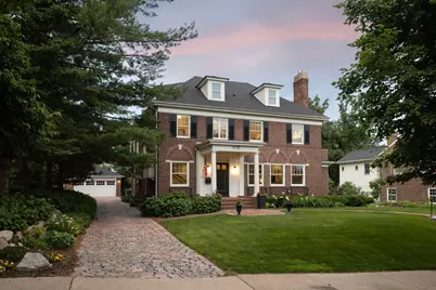 1725 Knox Avenue S, Minneapolis, MN 55403 - Photo 3