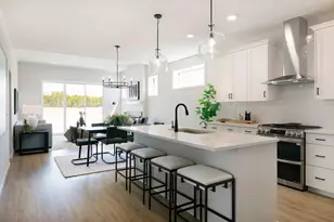 12443 Drayton Trl, Apple Valley, MN 55124 - Photo 1