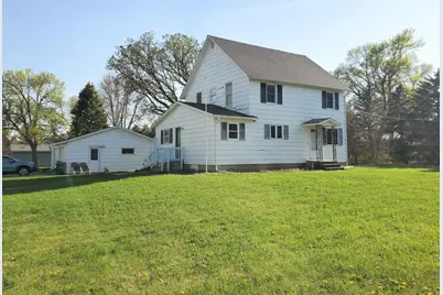 801 Greenwood Avenue, Tracy, MN 56175 - Photo 3