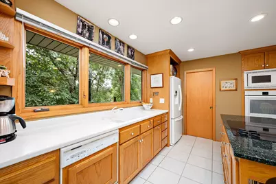 5731 High Park Drive, Minnetonka, MN 55345 - Photo 9