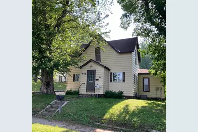 643 Miller Avenue, Windom, MN 56101 - Photo 1