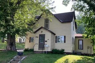 643 Miller Ave, Windom, MN 56101 - Photo 1