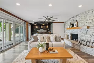 17870 Breezy Pt Rd, Wayzata, MN 55391 - Photo 15