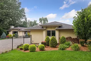 17870 Breezy Pt Rd, Wayzata, MN 55391 - Photo 35