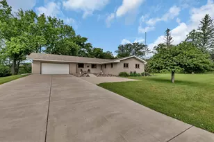 1341 75th Ave NE, Sauk Rapids, MN 56379 - Photo 1