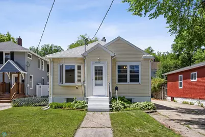 1307 5th Street S, Fargo,  58103 - Photo 1