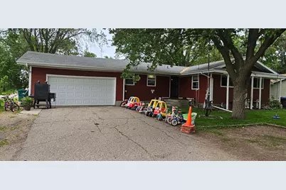 210 East Street S, Underwood, MN 56586 - Photo 1