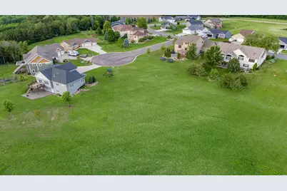 104 Spruce Court, Le Sueur, MN 56058 - Photo 3