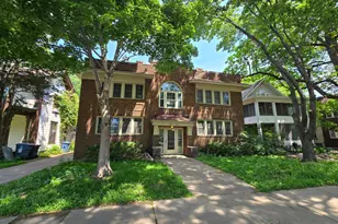 707 SE 5th Street SE, Minneapolis, MN 55414 - Photo 1