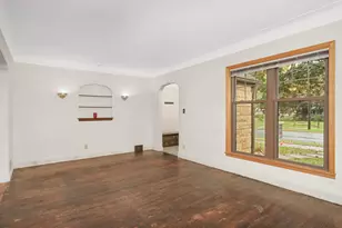 955 Cherokee Ave, West Saint Paul, MN 55118 - Photo 3