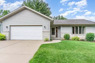 739 Hallstrom Dr, Red Wing, MN 55066 - Photo 1