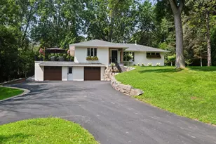 3930 Cottage Ln, Minnetonka, MN 55305 - Photo 35