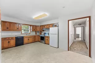 1319 Kandiyohi Ave SW, Willmar, MN 56201 - Photo 7