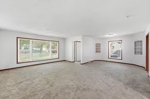1319 Kandiyohi Ave SW, Willmar, MN 56201 - Photo 5