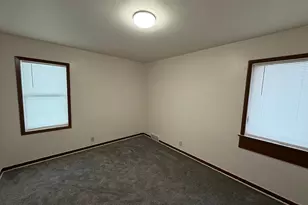 1319 Kandiyohi Ave SW, Willmar, MN 56201 - Photo 5