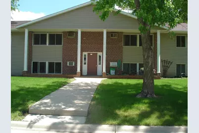 725 S 9th Street #7, Bird Island, MN 55310 - Photo 1