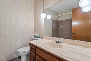 2800 Zanzibar Ln N, Plymouth, MN 55447 - Photo 15