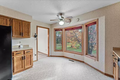 2800 Zanzibar Lane N, Plymouth, MN 55447 - Photo 5