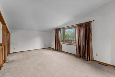 2800 Zanzibar Lane N, Plymouth, MN 55447 - Photo 9