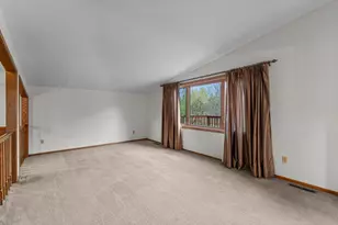 2800 Zanzibar Ln N, Plymouth, MN 55447 - Photo 9