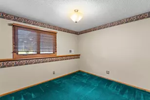 2800 Zanzibar Ln N, Plymouth, MN 55447 - Photo 19