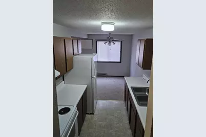 10 12th Avenue NE #12, Elbow Lake, MN 56531 - Photo 5