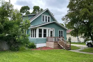 307 11th St NW, Willmar, MN 56201 - Photo 1