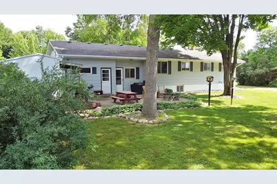 1005 E Superior Street, Isle, MN 56342 - Photo 1