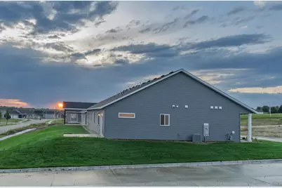 5523 Sundown Place NW, Rochester, MN 55901 - Photo 5