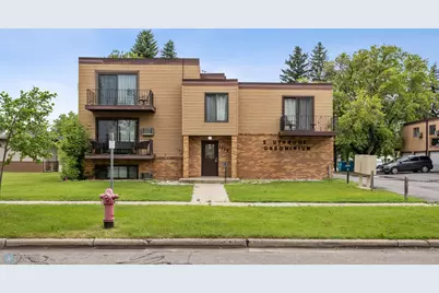 1225 7th Street S #6, Moorhead, MN 56560 - Photo 1