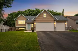 527 1st Ave NE, Lonsdale, MN 55046 - Photo 1