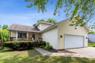 11817 51st St NE, Albertville, MN 55301 - Photo 1