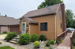 805 E Elm St, Redwood Falls, MN 56283 - Photo 1