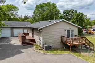 1731 Park Ave NW, Bemidji, MN 56601 - Photo 1