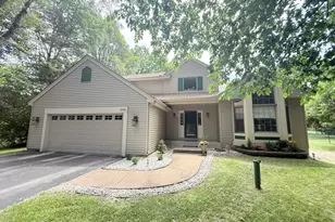2228 Douglynn Ln, Saint Paul, MN 55119 - Photo 1