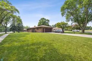 106 37th Ave S, Moorhead, MN 56560 - Photo 43