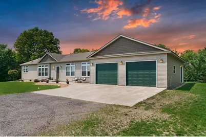32908 285th Avenue, Le Sueur, MN 56058 - Photo 1