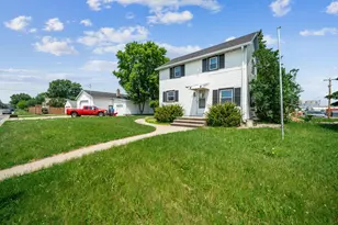 1702 1st Ave, Mankato, MN 56001 - Photo 1