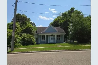 1019 Trott Avenue SW, Willmar, MN 56201 - Photo 1