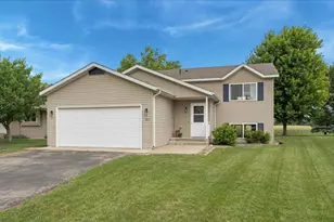107 Jasmine Ln, Saint Joseph, MN 56374 - Photo 1