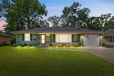 957 Hall Avenue, West Saint Paul, MN 55118 - Photo 1